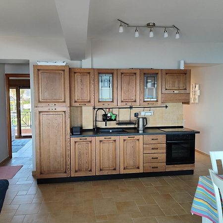 Navy Blue Appartement Nea Skioni Buitenkant foto