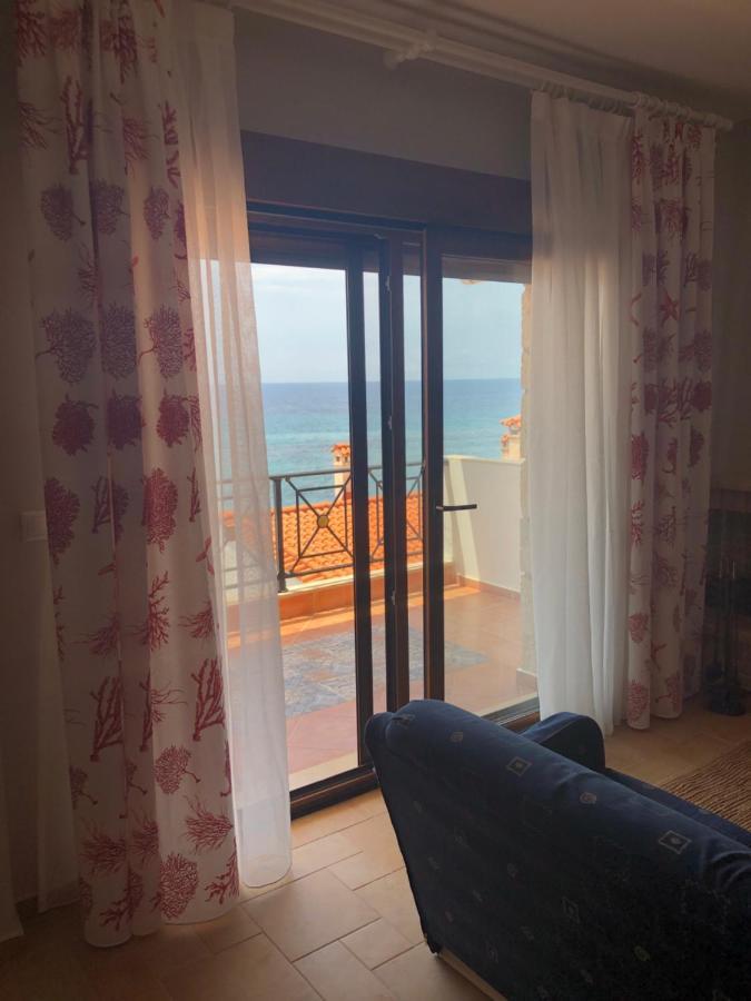 Navy Blue Appartement Nea Skioni Buitenkant foto