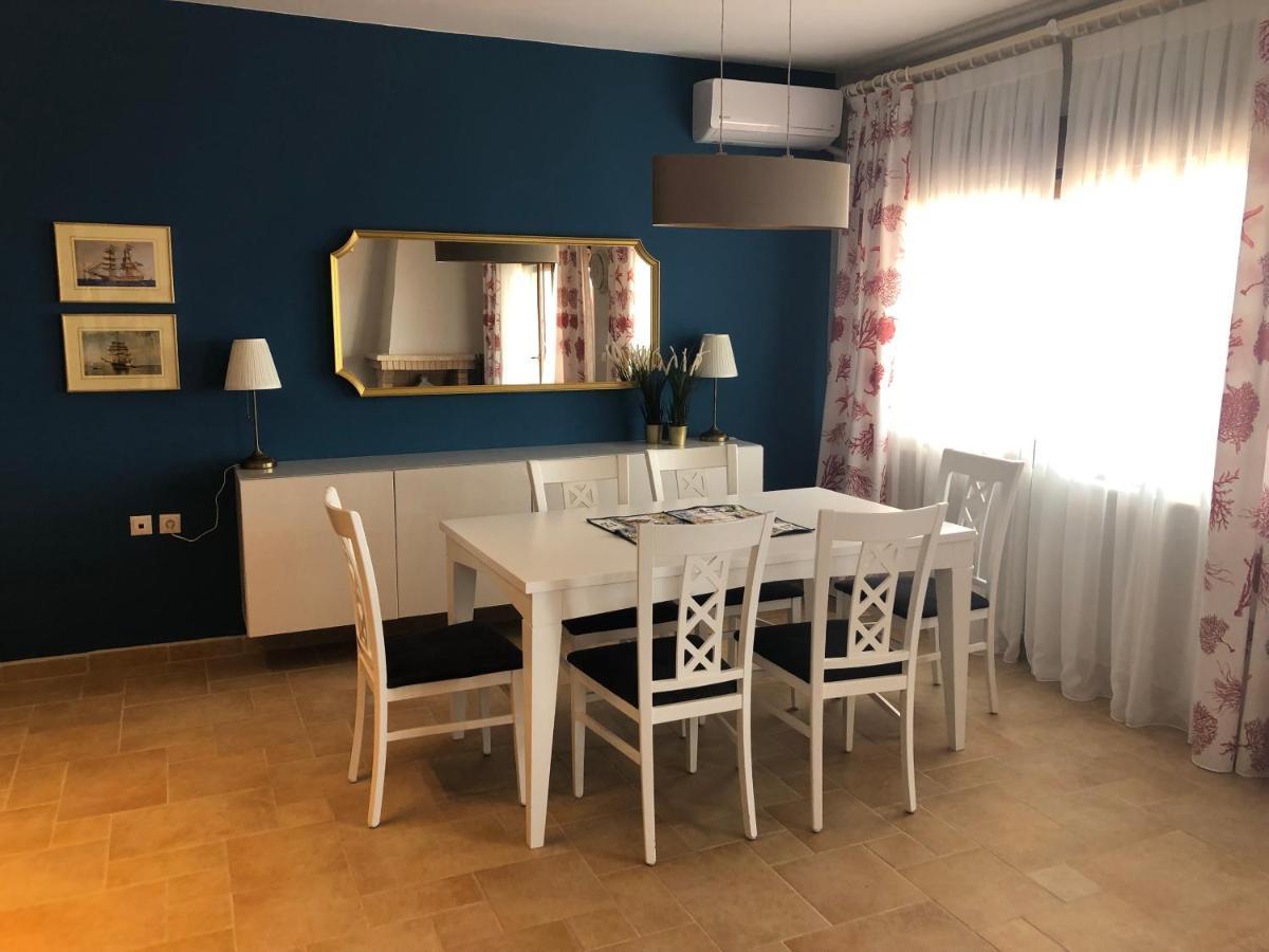 Navy Blue Appartement Nea Skioni Buitenkant foto